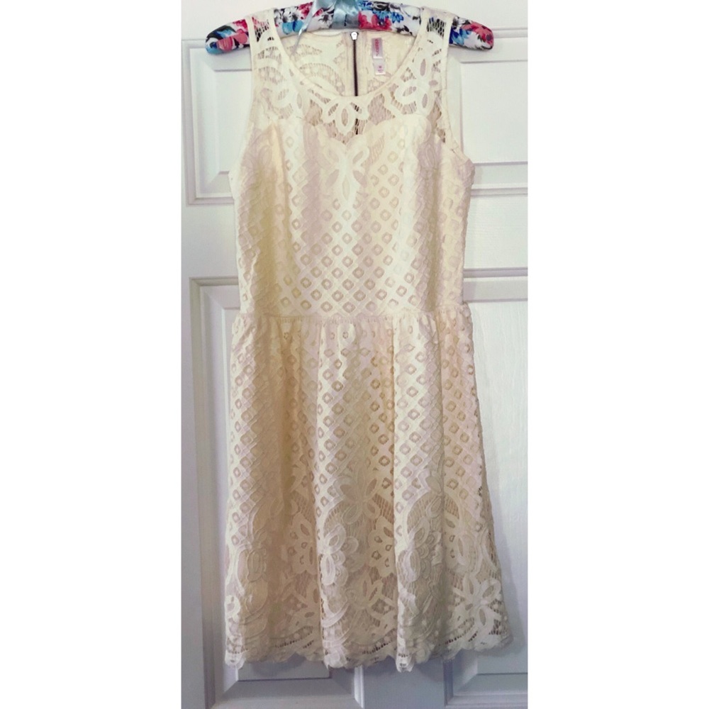 Xhilaration cream lace sleeveless dress - Picture 1 of 6